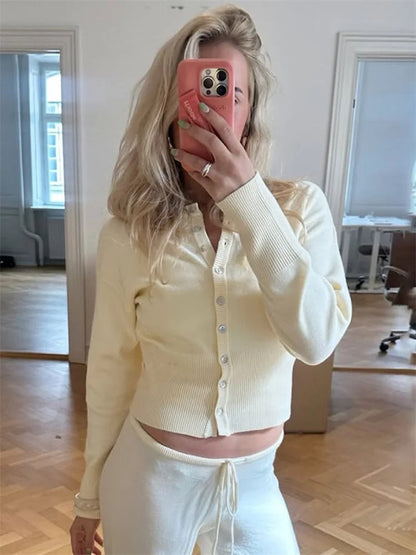 Women's Ribbed Knit Cardigan - Long Sleeve Cropped Top