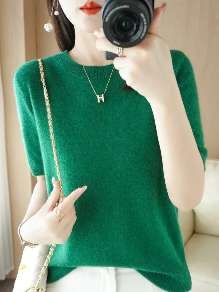 Round Neck Short Sleeve Knit Top Regular Fit Pullover