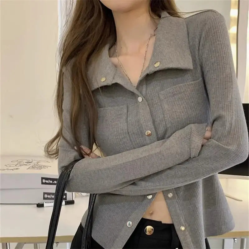 Women's V-Neck Long Sleeve Ribbed Knit Zipper Slim Crop Top
