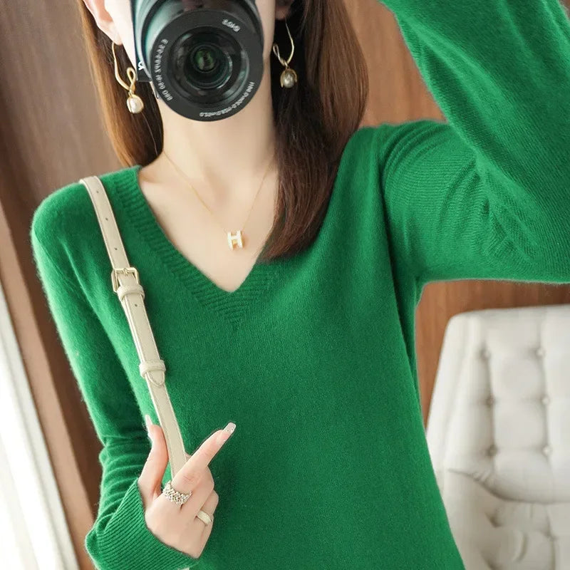 V-Neck Knit Sweater Long Sleeve Slim Fit Pullover