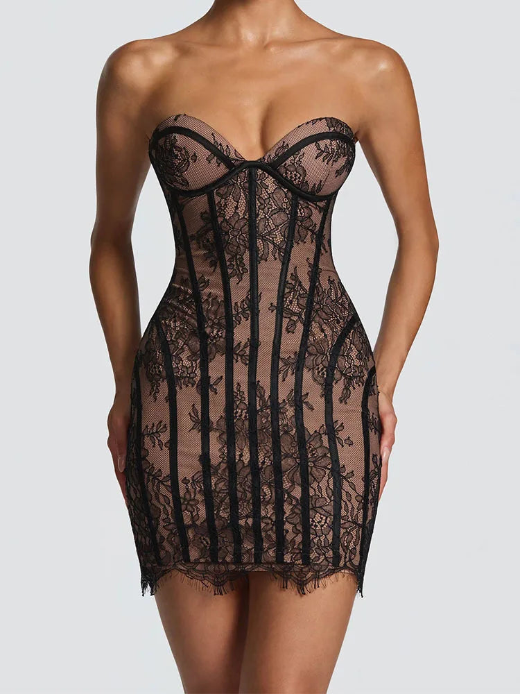 Women's Evening Dress - V-Neck Lace Patchwork Hollow Out Gown