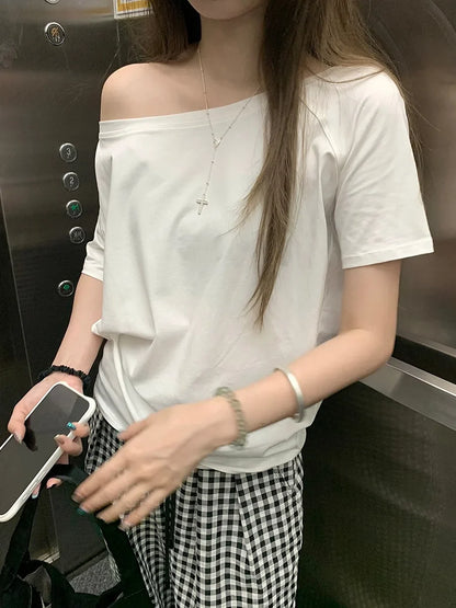 Women's Solid Color Skew Collar Short Sleeve T-Shirt