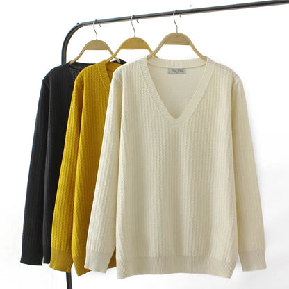 Women's Wavy Pattern V-Neck Sweater