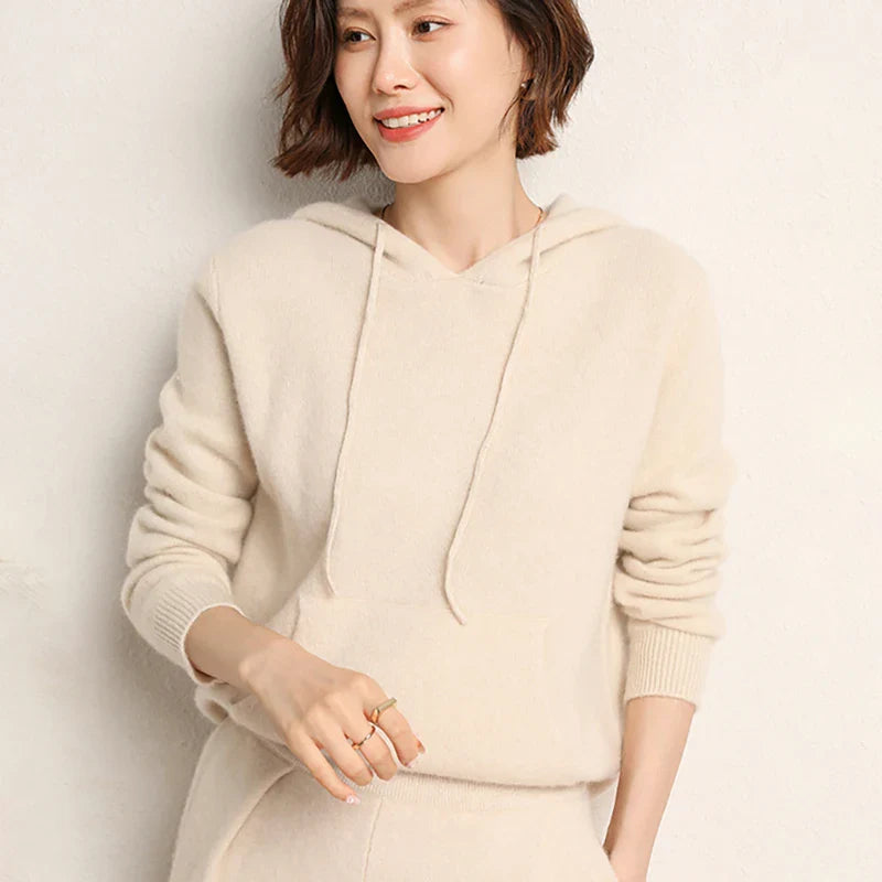 Round Neck Cashmere Hoodie Long Sleeve Slim Fit Pullover with Pocket