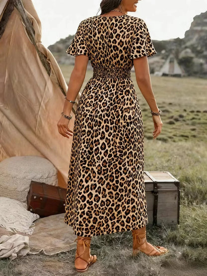 V-Neck Waist-Cinching Midi Dress with Leopard Print and Flutter Sleeves in Vintage Bohemian Style