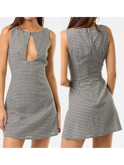 Elegant Lace Sleeveless Mini Dress with V-Neckline and Flared Skirt for Cocktail Party and Special Occasions