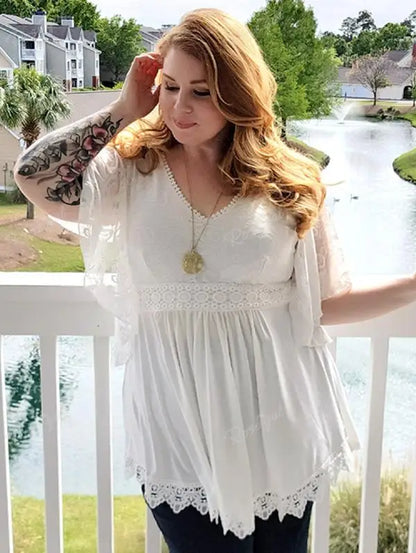 Women's Flower Lace Insert Criss-Cross T-Shirt