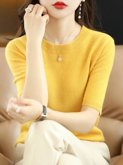 Round Neck Short Sleeve Knit Top Regular Fit Pullover